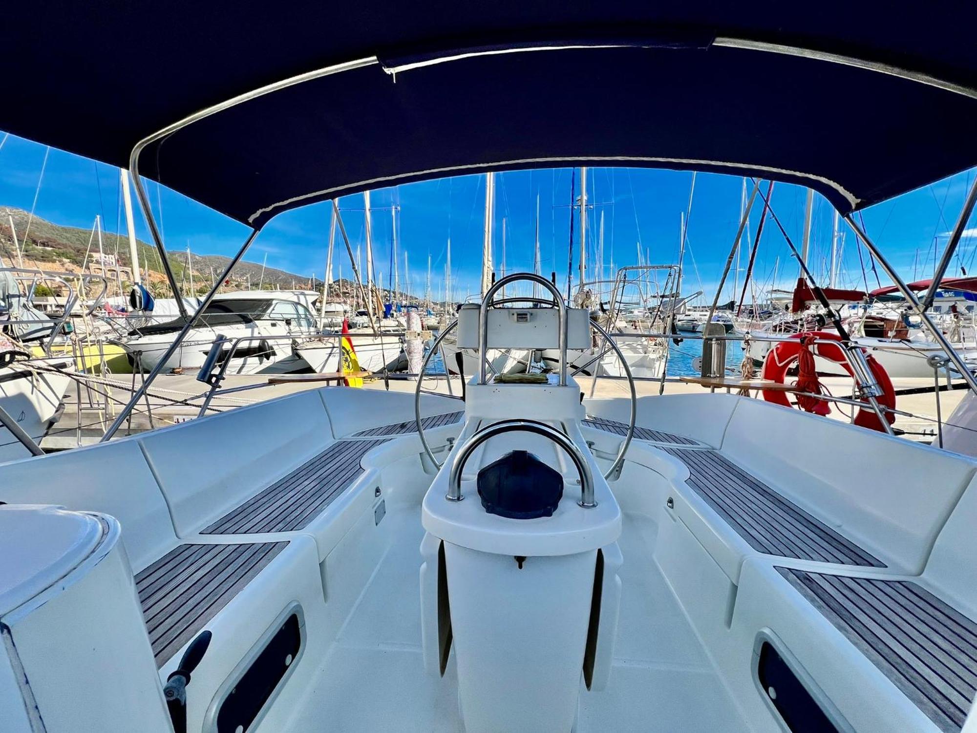 Magnific Sailboat Next To The Beach Bcn Μπαδαλόνα Εξωτερικό φωτογραφία