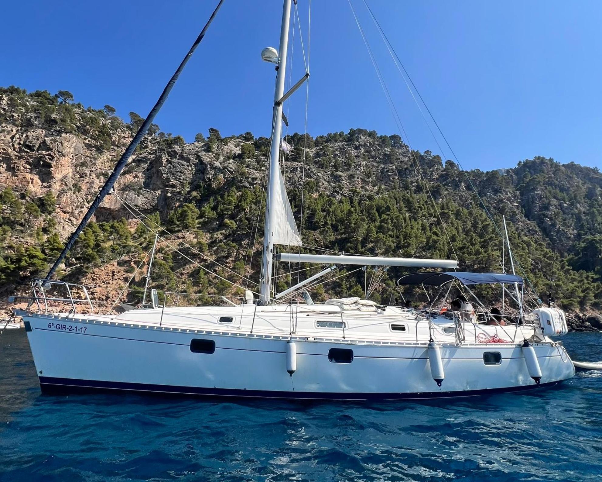 Magnific Sailboat Next To The Beach Bcn Μπαδαλόνα Εξωτερικό φωτογραφία